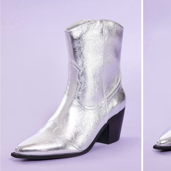 Forever 21 silver cowboy boots size 8 - Picture 2 of 2